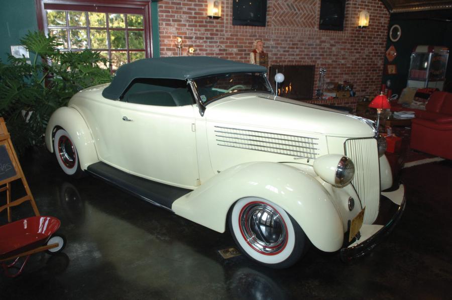  Ford Roadster Custom 1935 года  (фото 3 из 8)
